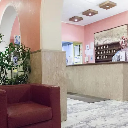 维托瑞亚酒店 酒店