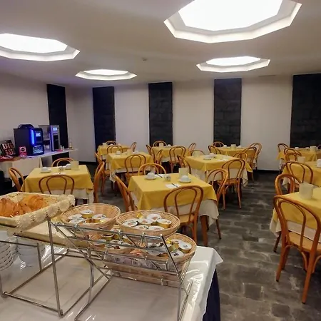 维托瑞亚酒店